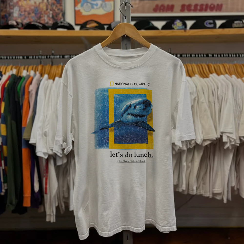 2000s National Geographic Great White Shark , White Tee